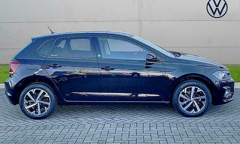 2021 Volkswagen Polo...