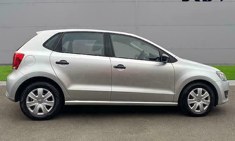 2011 Volkswagen Polo...