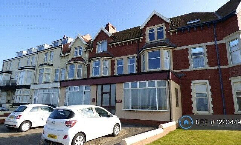 1 Bedroom Flat In Qu...