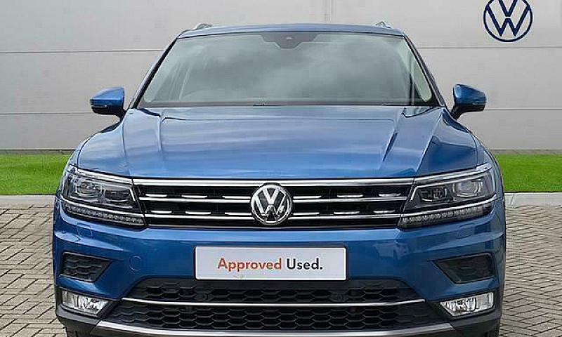 2016 Volkswagen Tigu...