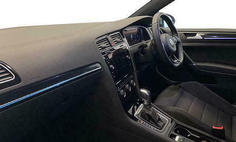 2020 Volkswagen Golf...