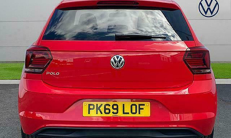 2019 Volkswagen Polo...