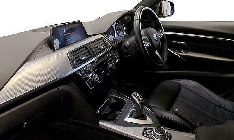 2018 Bmw 3 Series 32...