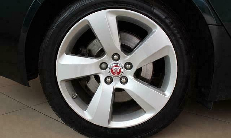 2017 Jaguar Xf Diese...