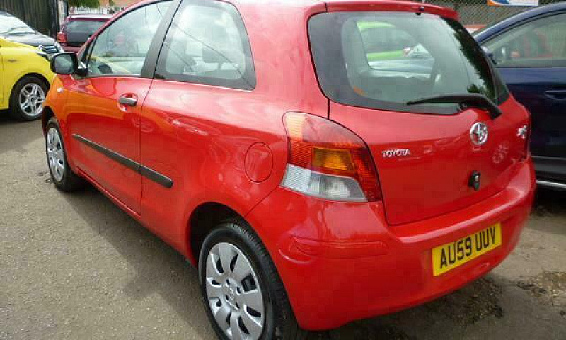 2009 Toyota Yaris 1....