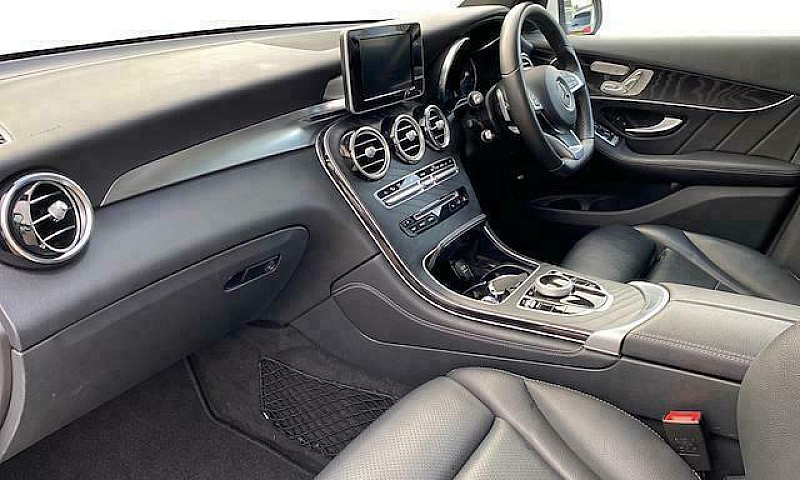 2018 Mercedes-Benz G...