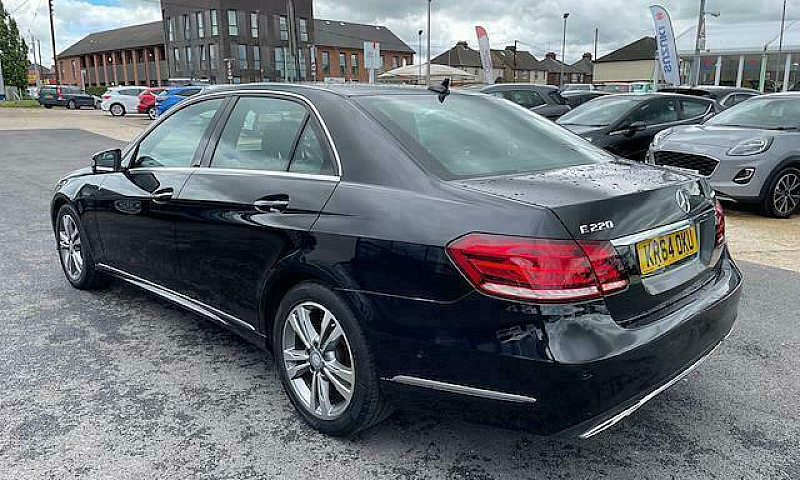 2014 Mercedes-Benz E...