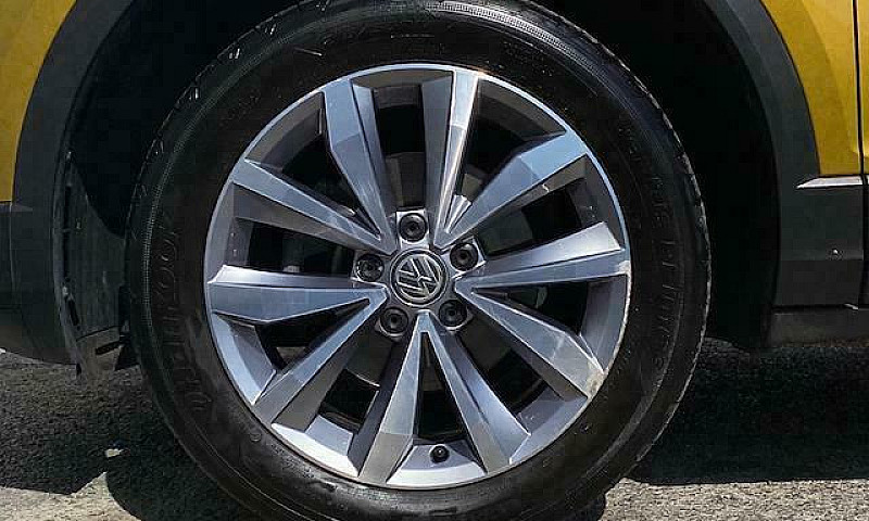 2019 Volkswagen T-Ro...