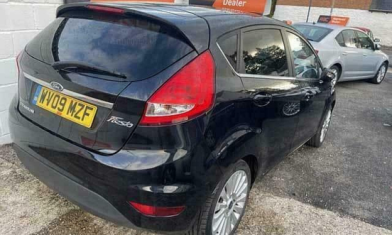 2009 Ford Fiesta Tit...