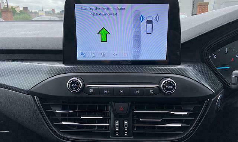 2020 Ford Focus 2.0 ...