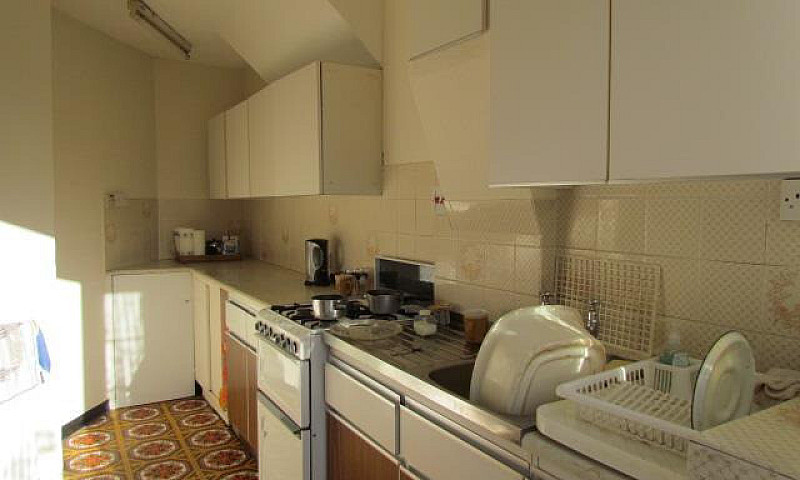 3 Bedroom Semi-Detac...
