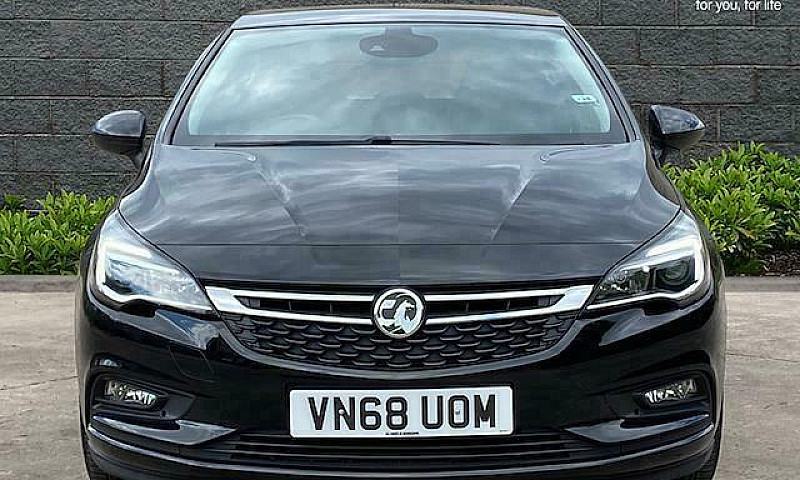 2018 Vauxhall Astra ...