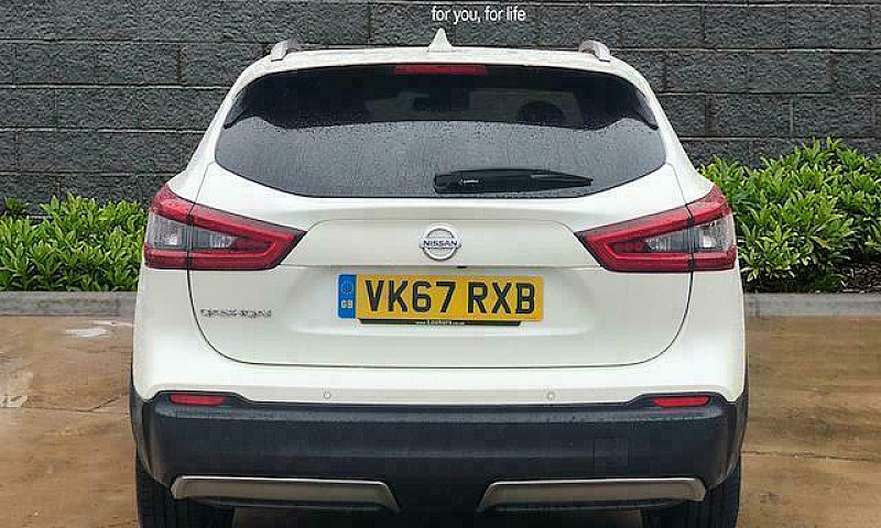 2017 Nissan Qashqai ...