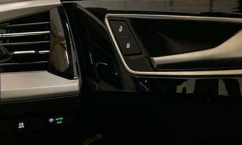 2021 Audi Q4 125Kw 3...