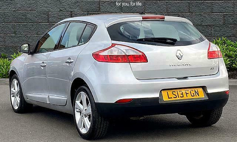 2013 Renault Megane ...