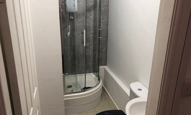 *One Bedroom Stuido ...