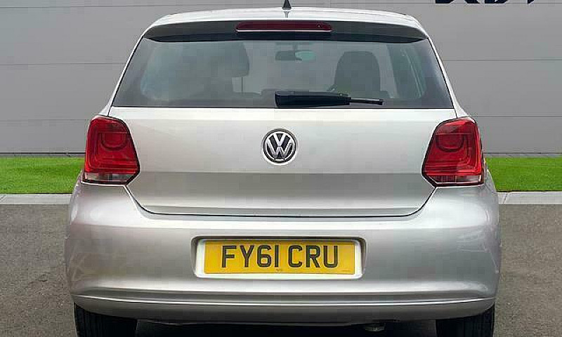 2011 Volkswagen Polo...