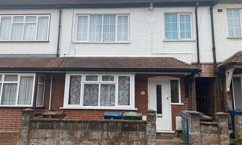 One Bedroom Flat  Ha...
