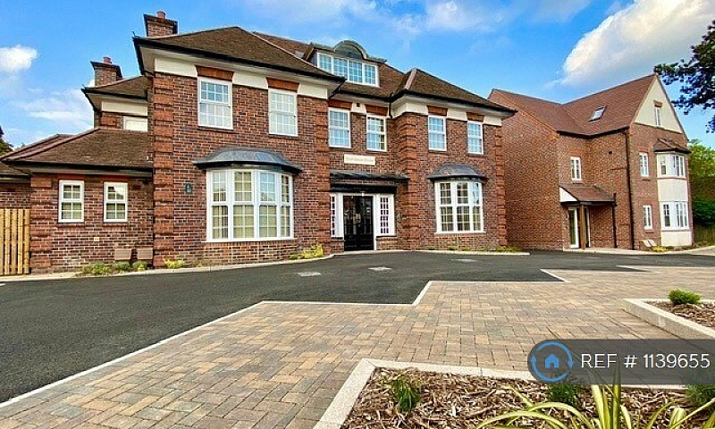 1 Bedroom Flat In Ho...