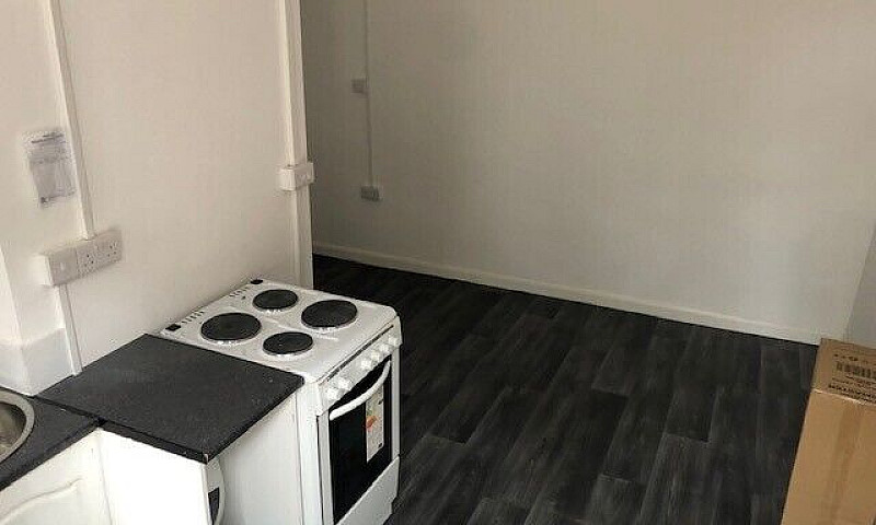 *One Bedroom Stuido ...