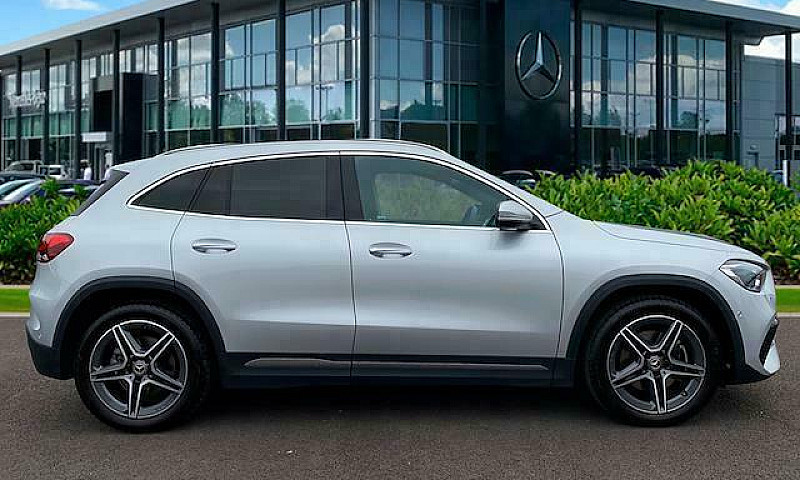 2020 Mercedes-Benz G...