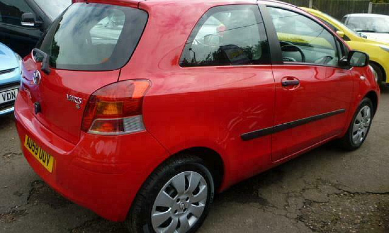 2009 Toyota Yaris 1....