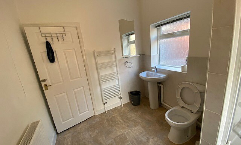 2 Bedroom Terraced H...