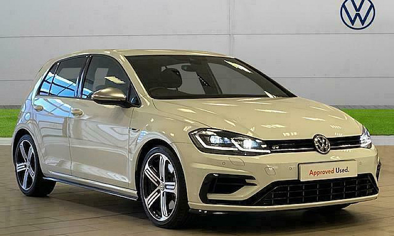 2020 Volkswagen Golf...