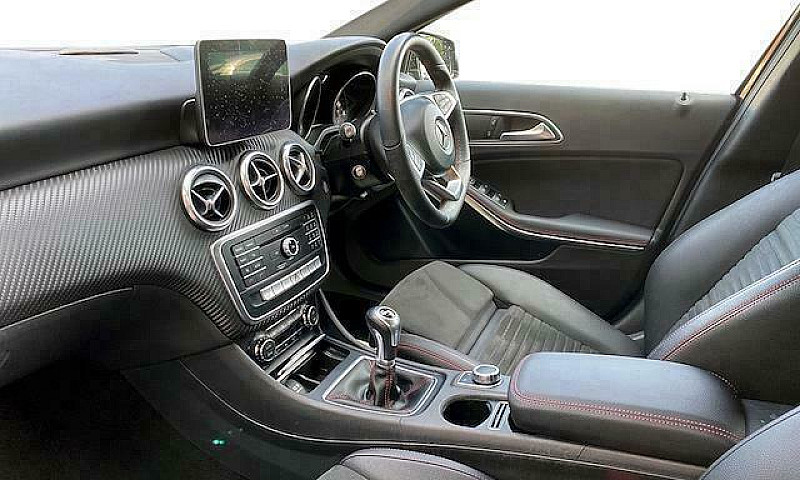 2018 Mercedes-Benz A...