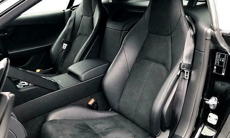 2019 Jaguar F-Type P...