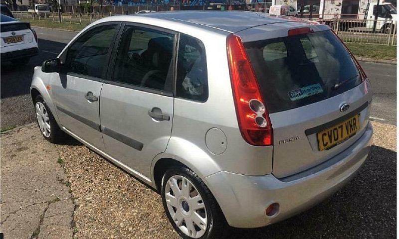 Ford Fiesta Style Cl...
