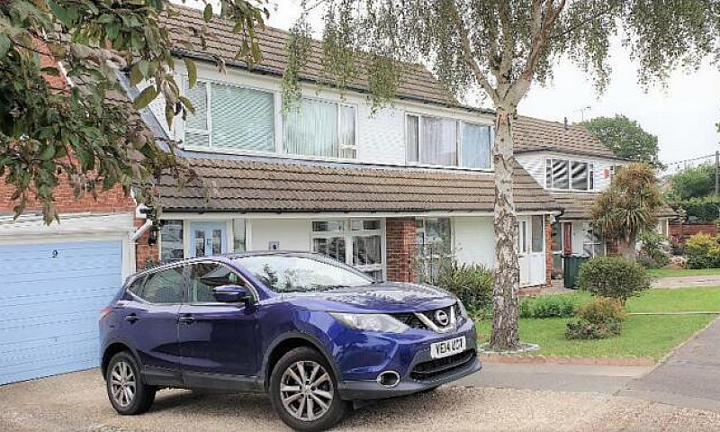 4 Bedroom House In G...