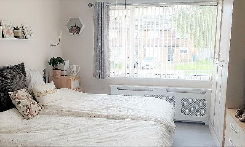 4 Bedroom House In G...