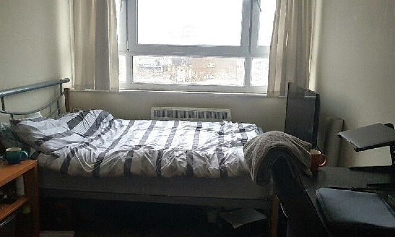 Two Bedroom Flat To ...