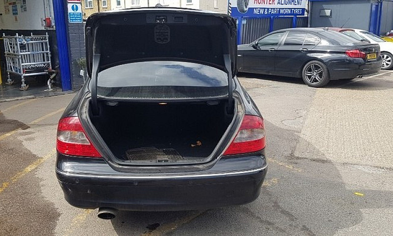 2006 Mercedes-Benz C...