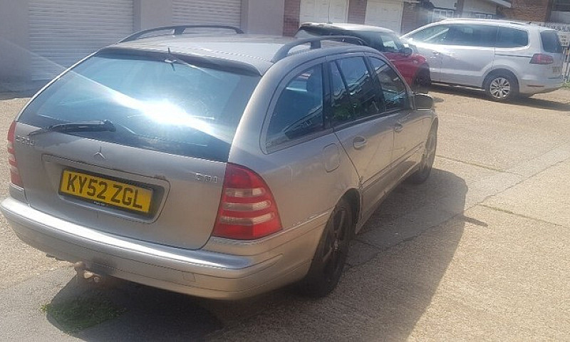 2002 Mercedes-Benz C...