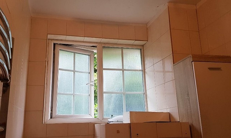 Studio Flat With A D...