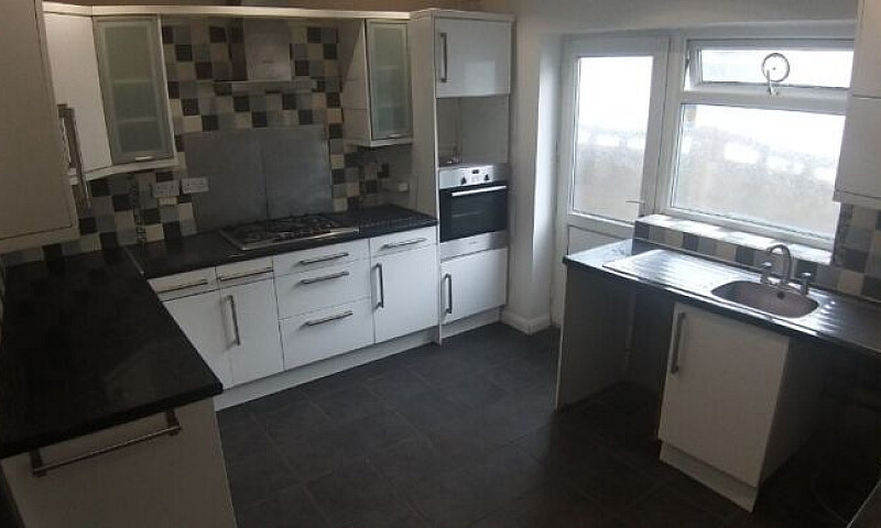 Two Bed Bungalow Wit...