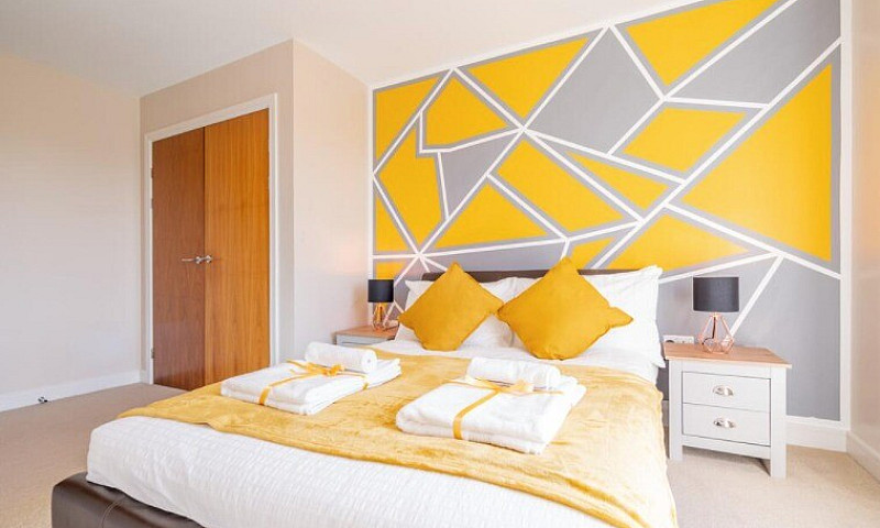 Furnished 1 Bedroom ...
