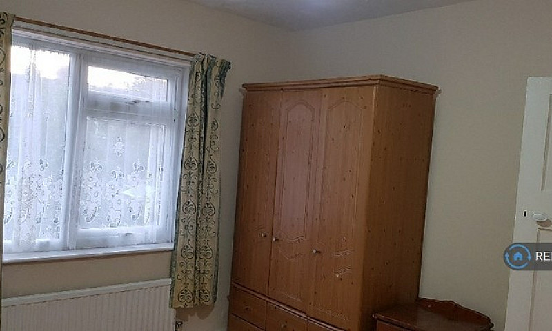 3 Bedroom House In F...