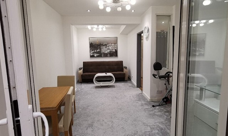 1 Bed Flat For Rent...