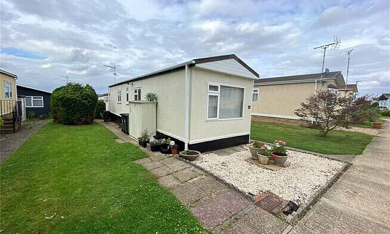** Newly Renovated *...
