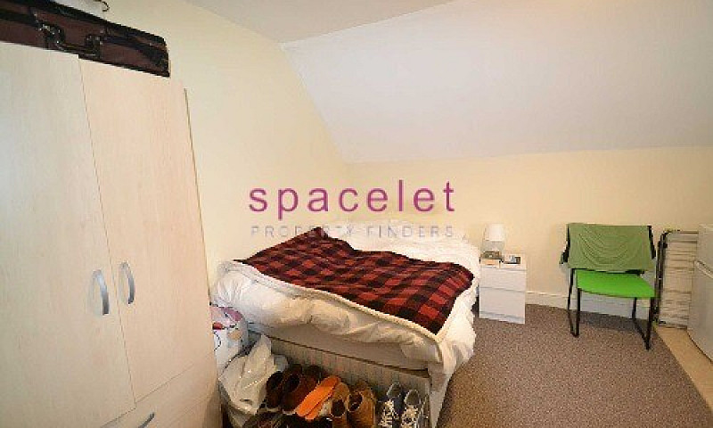 Studio To Rent Castl...