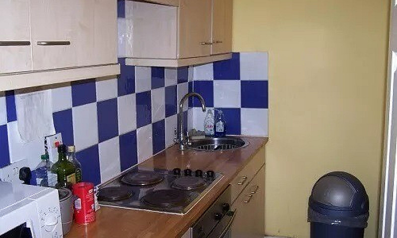 Studio To Rent Chisw...