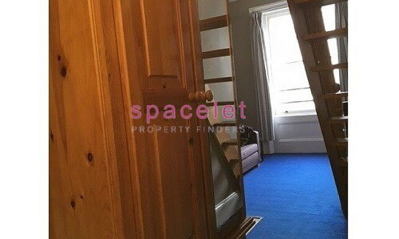 Studio To Rent St St...