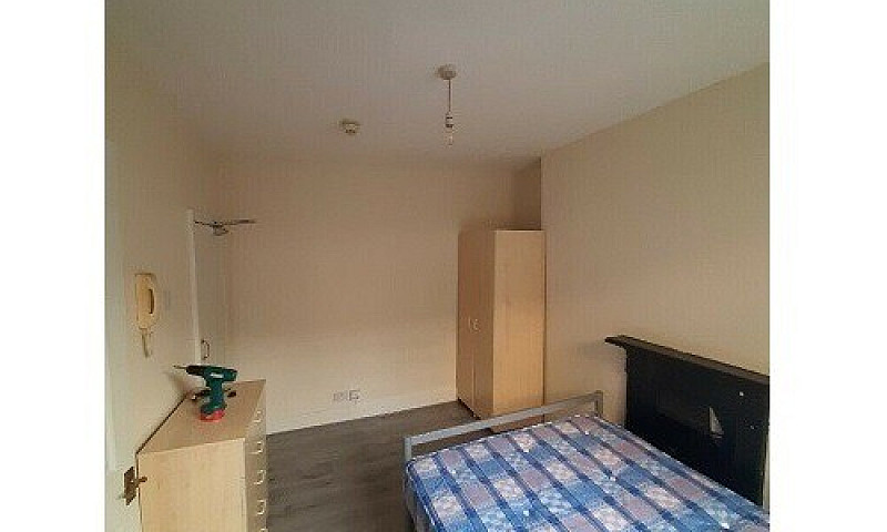 *Move In Quick* En-S...