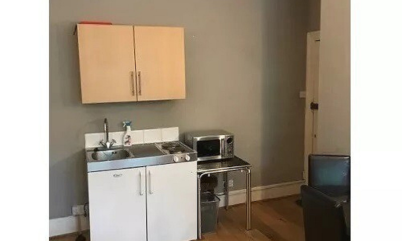Semi-Studio To Rent ...