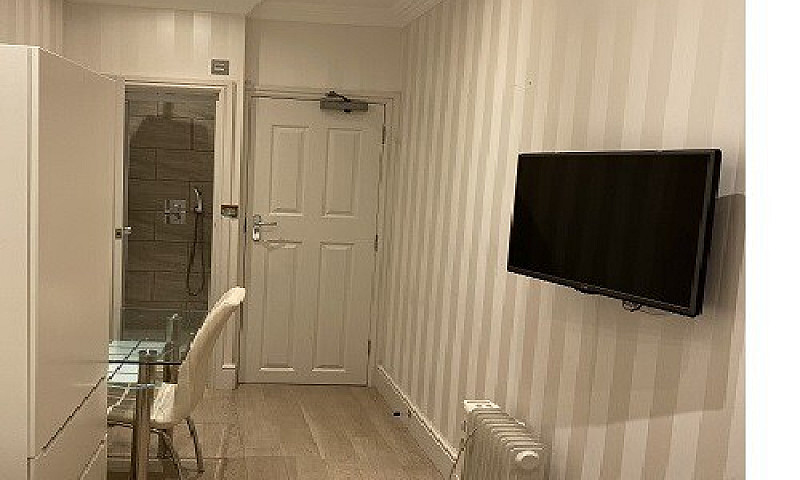Semi-Studio To Rent ...
