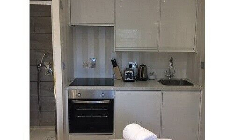  Semi-Studio To Rent...