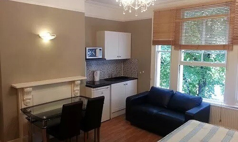Studio To Rent Hamme...